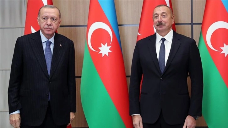 Azerbaycan Cumhurbaşkanı Aliyev: Tarihi kılıç Türkiye ile beraberce yazıyoruz