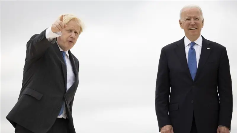 Biden, İngiltere Başbakanı Johnson ile telefonda Afganistan'daki süreci görüştü