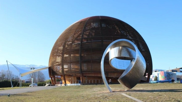 CERN, Ukrayna savaşından dolayı Rusya ve Belarus ile çalışmalarını sonlandırdı