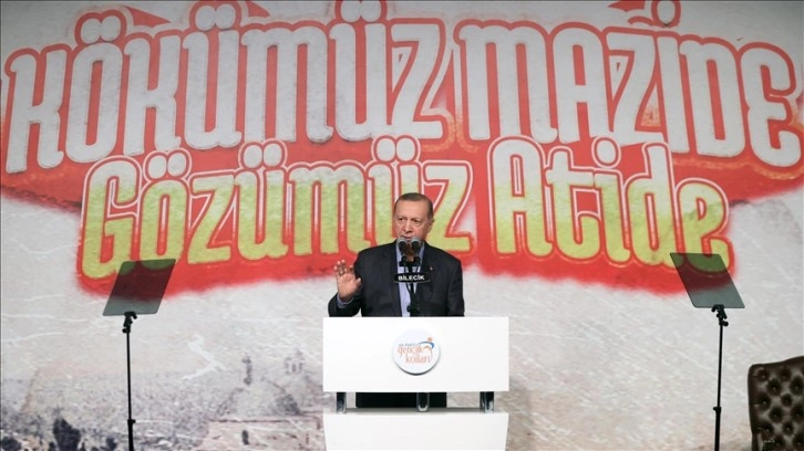 Cumhurbaşkanı Erdoğan: (Altılı masa) Size karşın milletim hem yavuklu aynı zamanda Cumhurbaşkanı yapacak