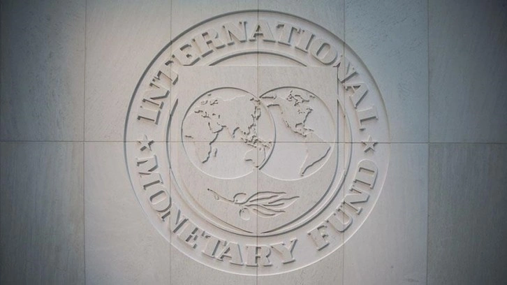 IMF, ABD ekonomisinin faiz tahminlerini düşürdü