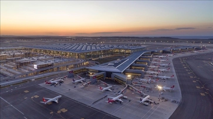 İstanbul havalimanlarından uçar yolcu sayısı 22 milyon arttı