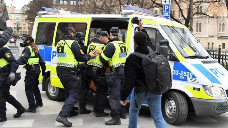 İsveç'te terörle mücadeleye bağlı kanun değişikliğinin yürürlüğe girmiş olduğu duyuruldu
