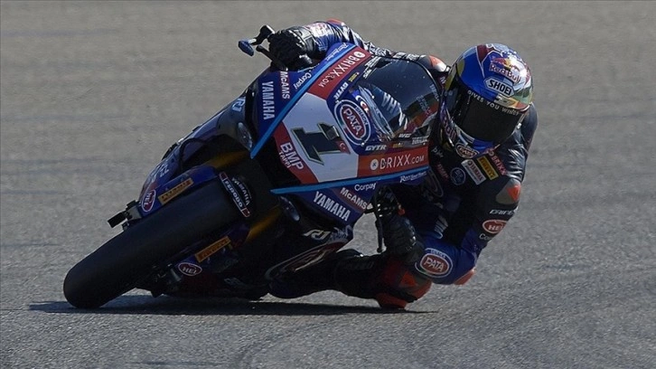 Milli motosikletçi Toprak Razgatlıoğlu, İspanya'daki ikinci yarışta 3. oldu