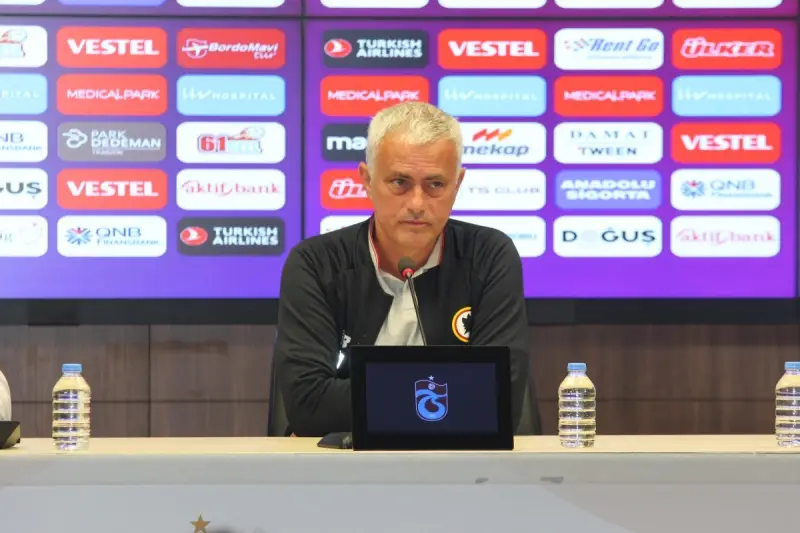 Mourinho: 'Trabzonspor ile Şampiyonlar Ligi havasında maç oynayacağız'