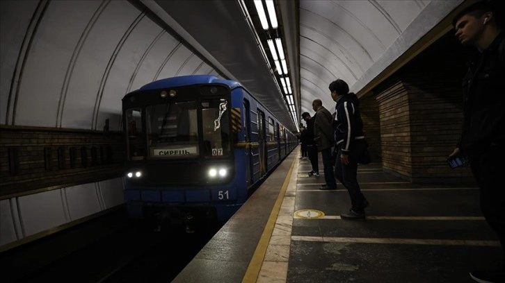 Rus saldırılarında melce adına geçer not Kiev'deki metrolarda muvasala baştan faaliyette