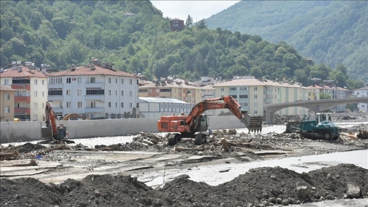 Sel ve yağışlar sonrası Batı Karadeniz'deki hasar tespit emekleri sürüyor