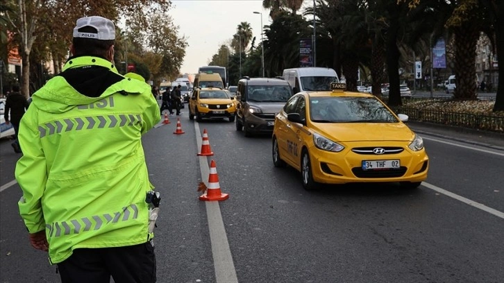 Trabzonspor'un bökelik kutlamaları dolayısıyla İstanbul'da birtakım yollar trafiğe kapatılac