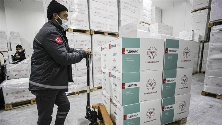 Yerli aşı TURKOVAC'ın önce sevkiyatı Ankara'ya yapıldı