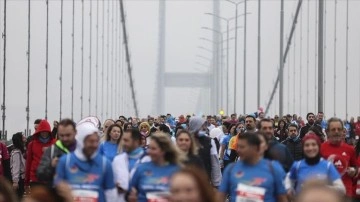 43. İstanbul Maratonu'nda ahali koşusu yapıldı