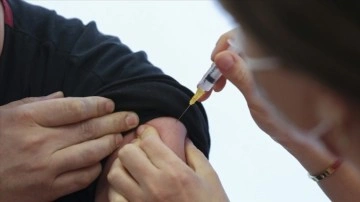 ABD'de mahkemeden, Kovid-19 aşısını reddeden askerlerin cezalandırmasına ihtiyati tedbir