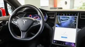 ABD'de Tesla'nın 'otopilot' sürücü destek sistemine yönelik soruşturma başlatıld