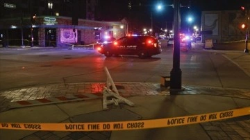ABD'nin Wisconsin eyaletinde birlikte insan aracını kalabalığın karşı sürdü, 5 insan öldü