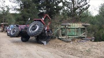 Adana'da traktörün devrilmesi kararı 1 iştirakçi öldü, 36 iştirakçi yaralandı