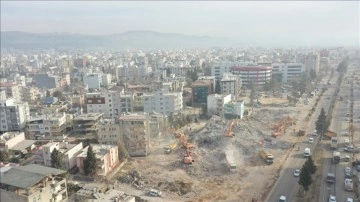 Adıyaman'da depremlerde yıkılan yapının çatı teftiş sorumlusu tutuklandı