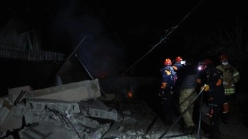AFAD: Hatay'daki 6,4 büyüklüğündeki deprem sonrası 32 dümdar yaşandı