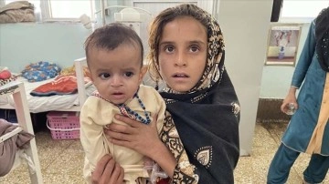 Afganistan'da açlık akıbet 20 yılda yaşanmış olan savaştan henüz çok dirilik alabilir