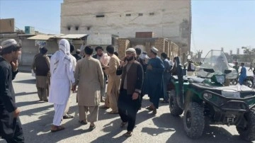 Afganistan'ın Kandahar vilayetinde camiye bombalı saldırıda en 30 isim yaşamını kaybetti