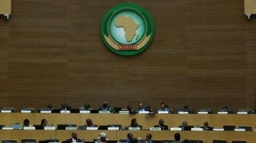 Afrika Birliği, omicron varyantı zımnında muteber gezi kısıtlamalarını kınadı