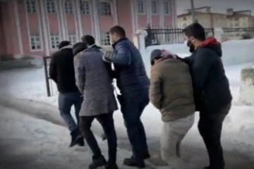 Ağrı’da iki kişinin öldüğü kavga hakkında sekiz kişi tutuklandı