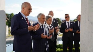 AK Parti Genel Başkanvekili Kurtulmuş, Kovaçi Şehitliği'ni görüşme etti