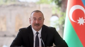 Aliyev: Azerbaycan'ı geçmiş tanıdığı olan ülkenin Türkiye olması ulusal hafızamıza ezel ebet kazınmıştır