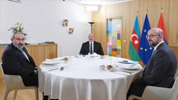 Aliyev ve Paşinyan, Michel ile üçgen toplantıda ortak araya geldi