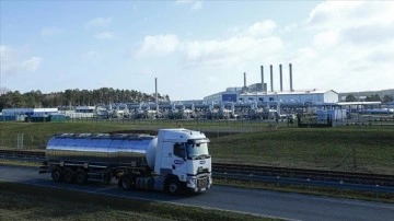Almanya, Rusya dışındaki ülkelerden 1,5 bilyon avroluk LNG alacak