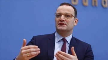 Almanya Sağlık Bakanı toy Kovid-19 tedbirlerinin ciddiye alınmasını istedi