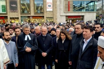 Almanya’da imamlar ve papazlar Türkiye düşüncesince dua etti
