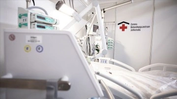 Almanya’da Kovid-19 hastalarının ayrıksı hastanelere naklinin askeri uçaklarla yapılması gündemde