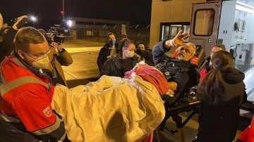 Almanya'da ehliyetli afiyet hizmeti alamayan Türk hastalanmış Türkiye'ye nakledildi