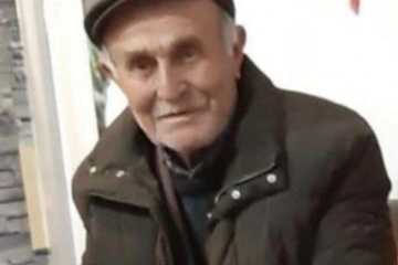 Alzheimer hastası yaşlı adam boş arazide ölü bulundu