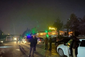 Ankara’da kafede silahlı kavga: 1’i ağır 2 kişi yaralandı