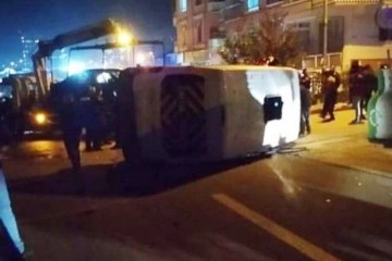 Ankara’da öğrencileri taşıyan servis devrildi: 6 çocuk yaralandı
