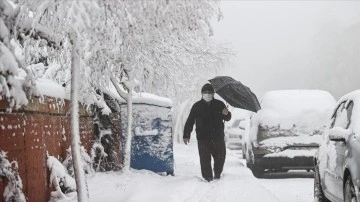 Ankara'nın faziletkâr kesimlerinde kar yağışı can alıcı oluyor