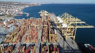 Asyaport Limanı'nda bu sene amaç "2,2 milyon TEU" konteyner hareketi