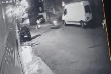 Ataşehir’de dakikalar içerisinde motosiklet hırsızlığı kamerada