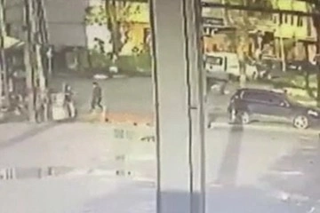 Avcılar’da, hırsızlığı önlemeye çalışan adam 7 kişilik grubun saldırısına uğradı