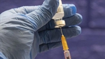 Avustralya’da muafiyet sistemi güçsüz olanlara üçüncü doz Kovid-19 aşısı önerildi