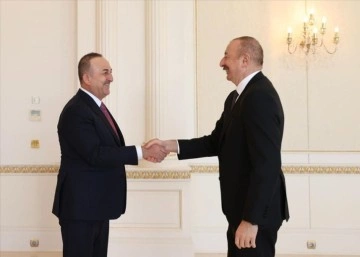 Azerbaycan Cumhurbaşkanı Aliyev, Dışişleri Bakanı Çavuşoğlu'nu ikrar etti
