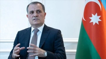Azerbaycan'dan "Kayıp 3 bin 890 Azerbaycanlı düşüncesince Ermenistan'a bası yapılsın" ç
