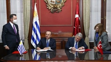Bakan Çavuşoğlu: Uruguay ile dü adet ehemmiyetli doküman imzaladık