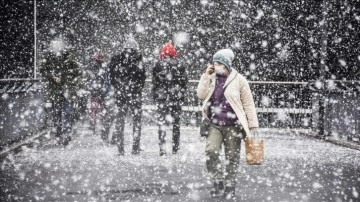 Bakan Karaismailoğlu: Kar yağışı zımnında saklık halindeyiz