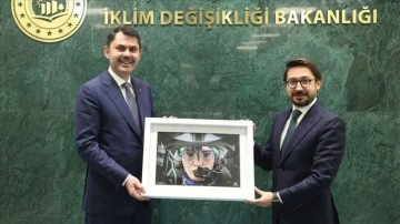 Bakan Kurum, AA Genel Müdürü Karagöz'ü bildirme etti