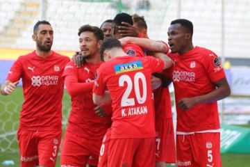 Bandırmaspor ile Sivasspor çeyrek final düşüncesince mücadele edecek