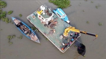 Bangladeş'te batan teknede 51 insan öldü