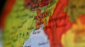 Bangladeş'te yabancı monitör kanallarının yayını durduruldu