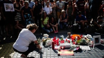 Barselona'daki terör saldırısının peşinde İspanya gizli servisinin bulunduğu iddiası