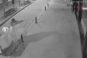 Başkent'te duba hırsızlığı kamerada: Üzerine çarşaf örtüp çaldı